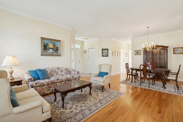 2382 Carillon Drive, Grayslake, IL 60030