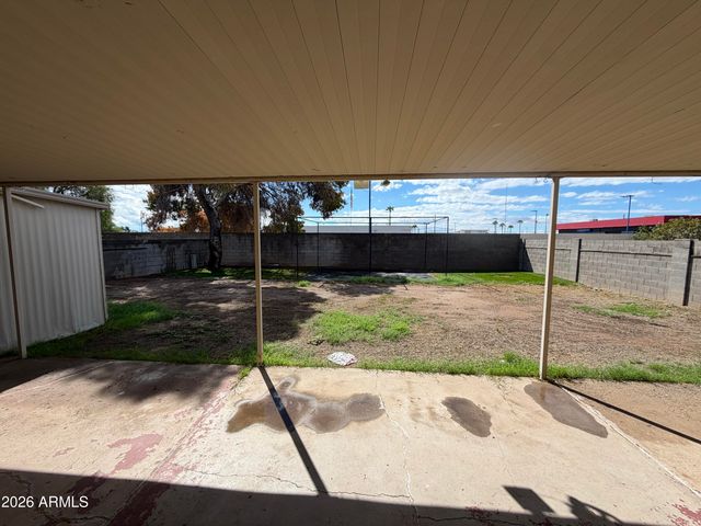 2119 W DANBURY Road, Phoenix, AZ 85023
