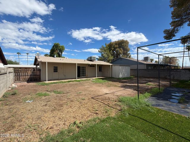 2119 W DANBURY Road, Phoenix, AZ 85023