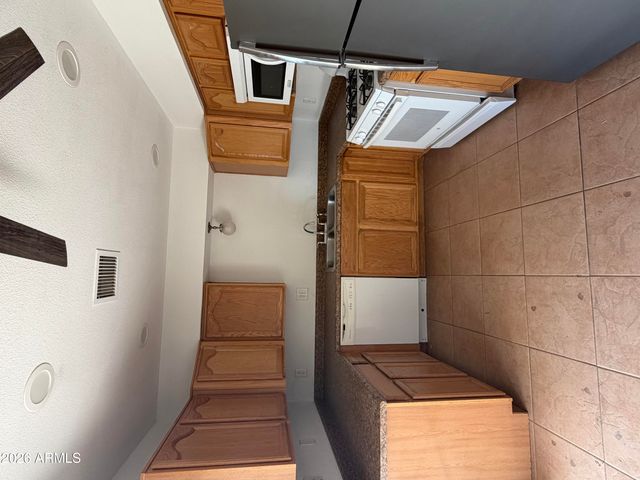 2119 W DANBURY Road, Phoenix, AZ 85023