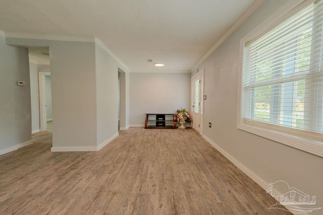 3235 Bayou Dr, Pensacola, FL 32505