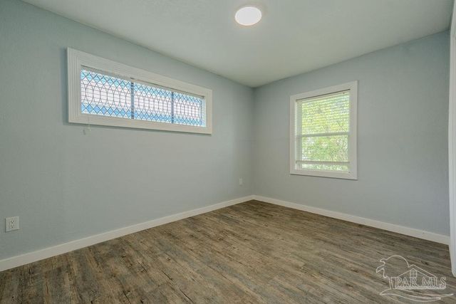 3235 Bayou Dr, Pensacola, FL 32505