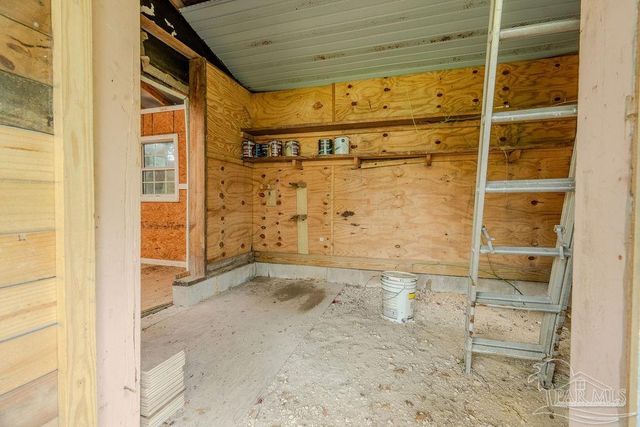 3235 Bayou Dr, Pensacola, FL 32505