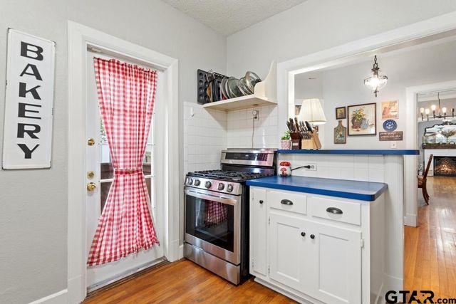 707 S. Palace Ave., Tyler, TX 75701