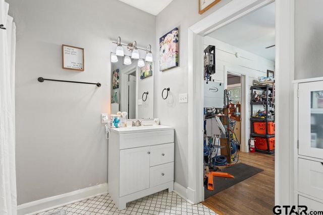 707 S. Palace Ave., Tyler, TX 75701