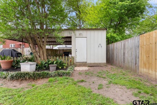 707 S. Palace Ave., Tyler, TX 75701