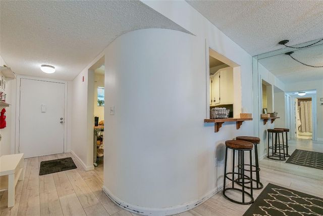 3920 Inverrary Boulevard 404-C, Lauderhill, FL 33319