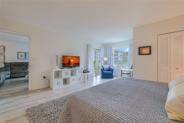 3920 Inverrary Boulevard 404-C, Lauderhill, FL 33319