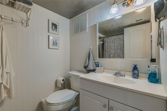 3920 Inverrary Boulevard 404-C, Lauderhill, FL 33319