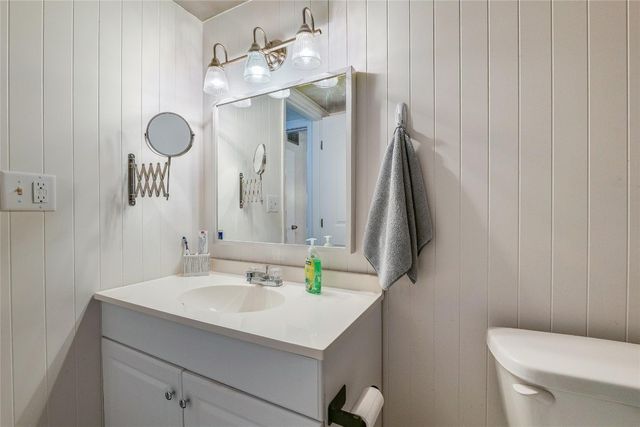 3920 Inverrary Boulevard 404-C, Lauderhill, FL 33319