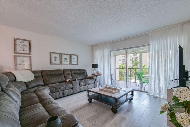 3920 Inverrary Boulevard 404-C, Lauderhill, FL 33319