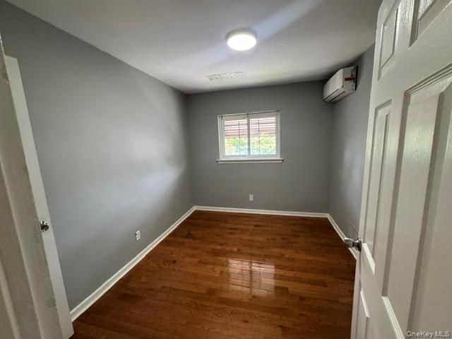 409 S 3rd Avenue, Mount Vernon, NY 10550
