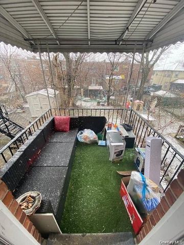 409 S 3rd Avenue, Mount Vernon, NY 10550