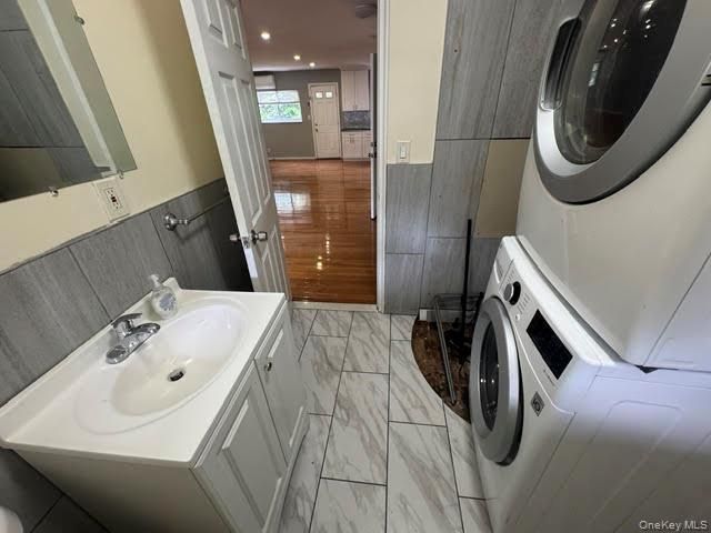 409 S 3rd Avenue, Mount Vernon, NY 10550