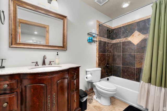 1568 ASHBY GROVE CIR, Riverton, UT 84065