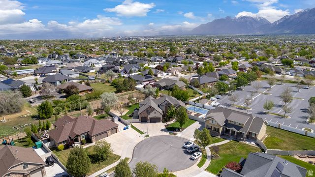 1568 ASHBY GROVE CIR, Riverton, UT 84065