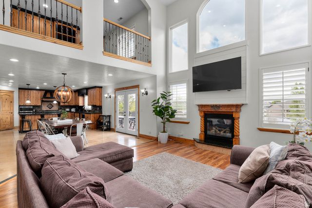1568 ASHBY GROVE CIR, Riverton, UT 84065