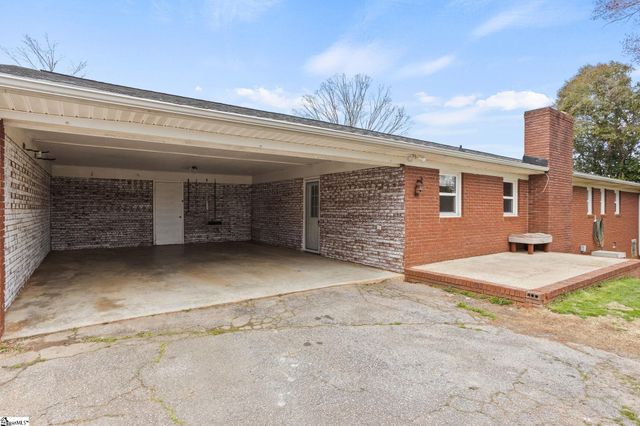 411 Pelzer Highway, Easley, SC 29642