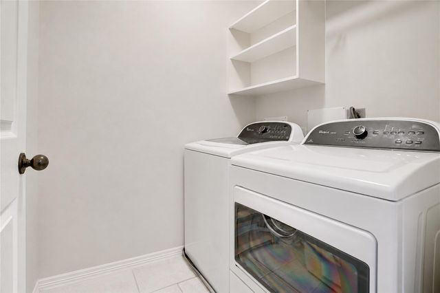 1135 Enclave Square W, Houston, TX 77077