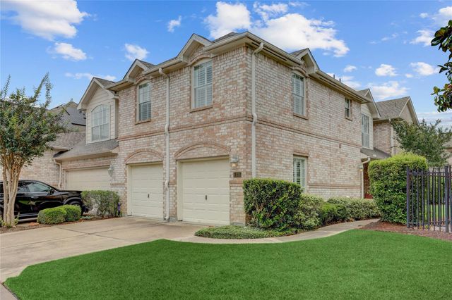 1135 Enclave Square W, Houston, TX 77077