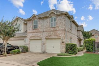 1135 Enclave Square W, Houston, TX 77077