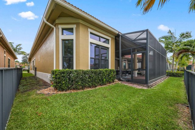 11856 Leon Circle N, Parkland, FL 33076