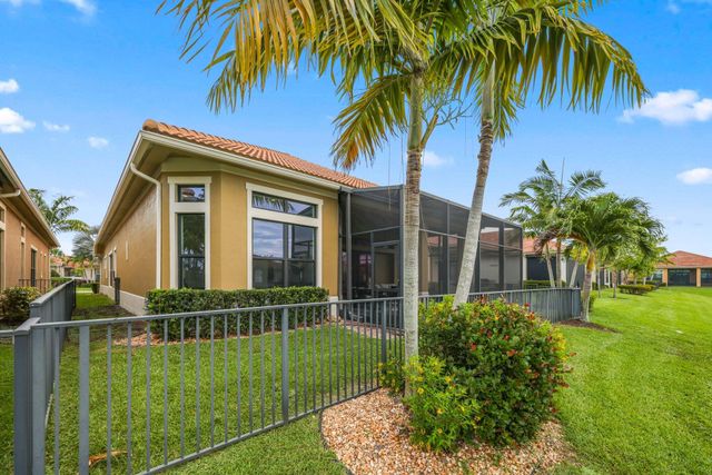11856 Leon Circle N, Parkland, FL 33076