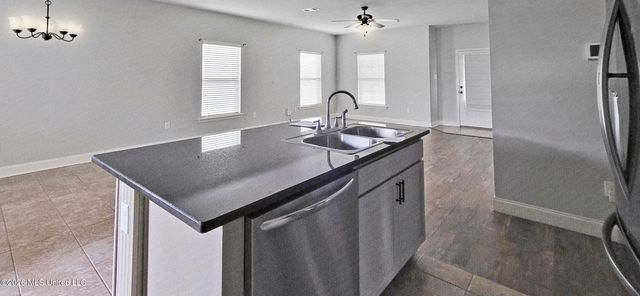 14086 Harley Drive, D'iberville, MS 39540