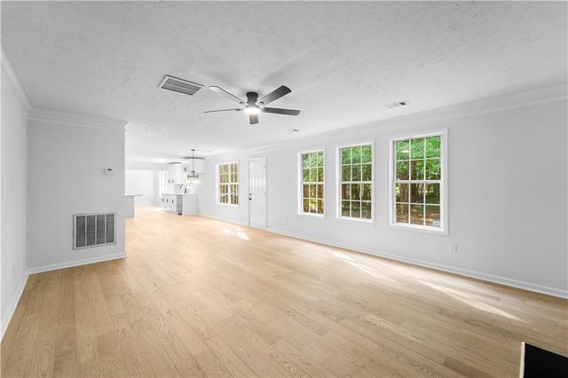 6913 Wynmeadow Drive, Stone Mountain, GA 30087