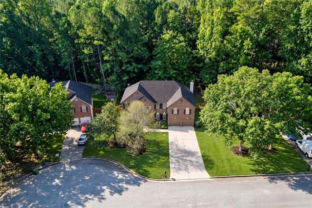 6913 Wynmeadow Drive, Stone Mountain, GA 30087