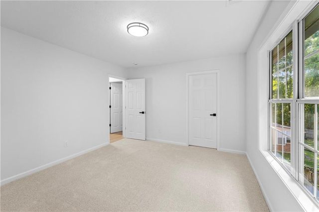 6913 Wynmeadow Drive, Stone Mountain, GA 30087