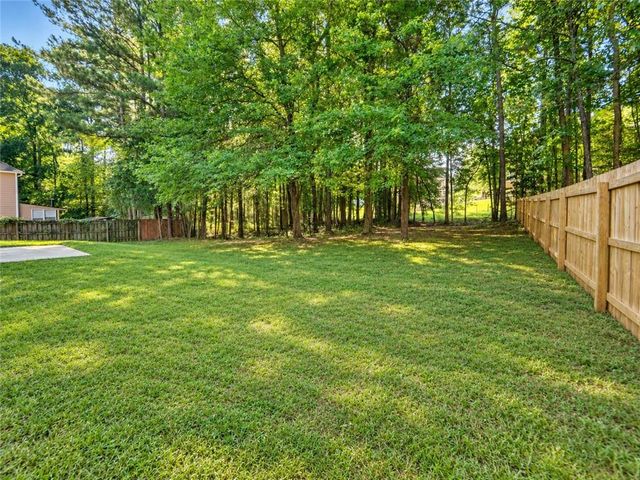 6913 Wynmeadow Drive, Stone Mountain, GA 30087