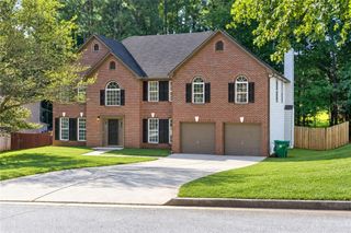 6913 Wynmeadow Drive, Stone Mountain, GA 30087