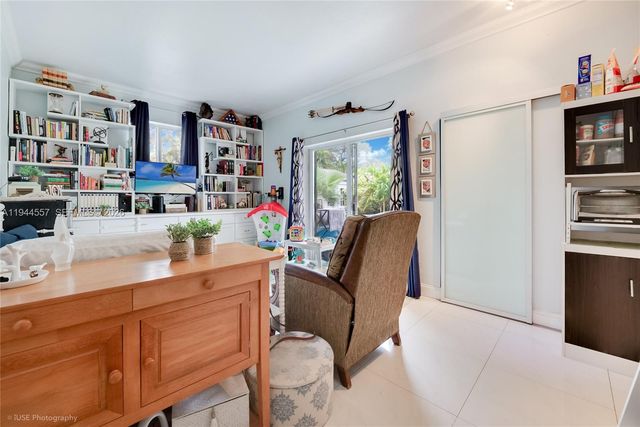 8265 SW 119th St, Miami, FL 33156