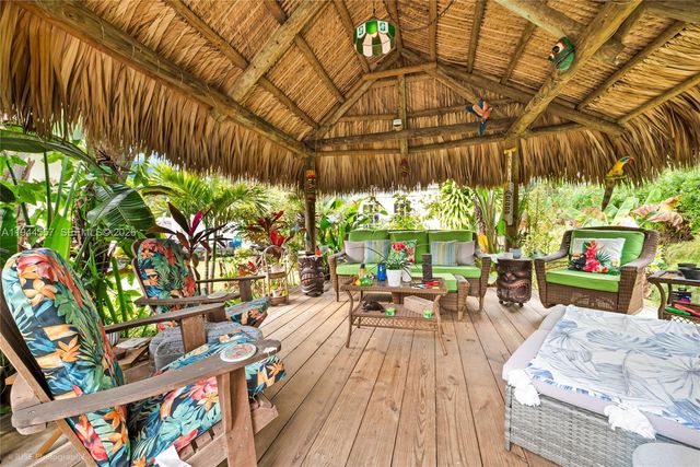 8265 SW 119th St, Miami, FL 33156