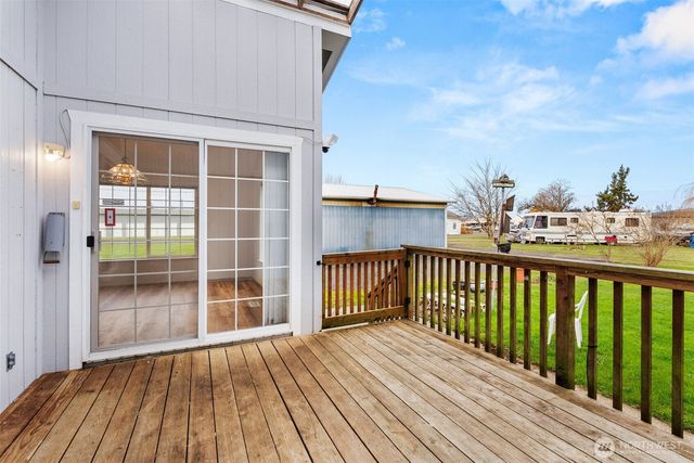 615 California Avenue, South Bend, WA 98586