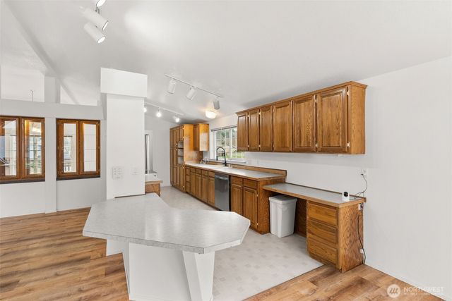 615 California Avenue, South Bend, WA 98586