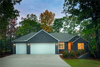 55 Melbourn Drive, Bella Vista, AR 72714
