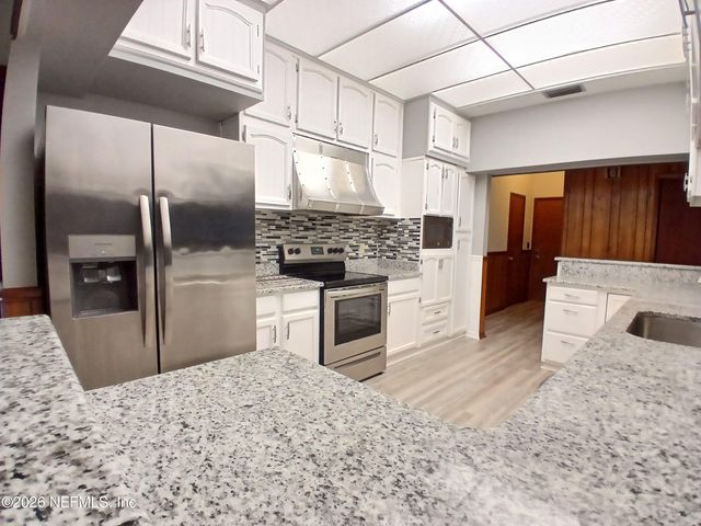 43047 WOODLAND Lane, Callahan, FL 32011