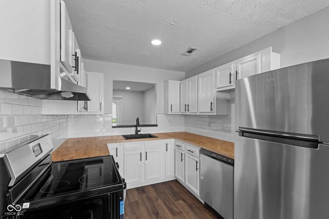 1315 S Senate Avenue, Indianapolis, IN 46225