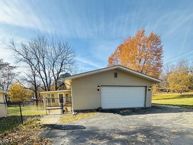 7855 Bluff Road, Indianapolis, IN 46217