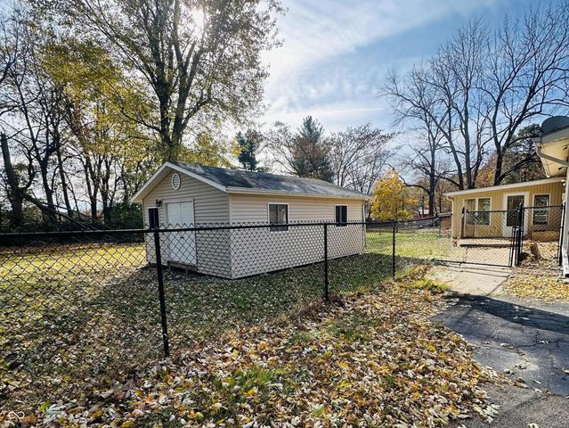 7855 Bluff Road, Indianapolis, IN 46217