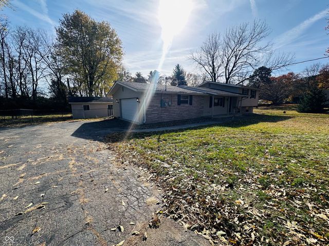 7855 Bluff Road, Indianapolis, IN 46217