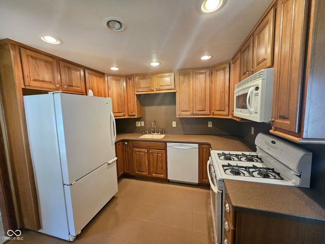 7855 Bluff Road, Indianapolis, IN 46217