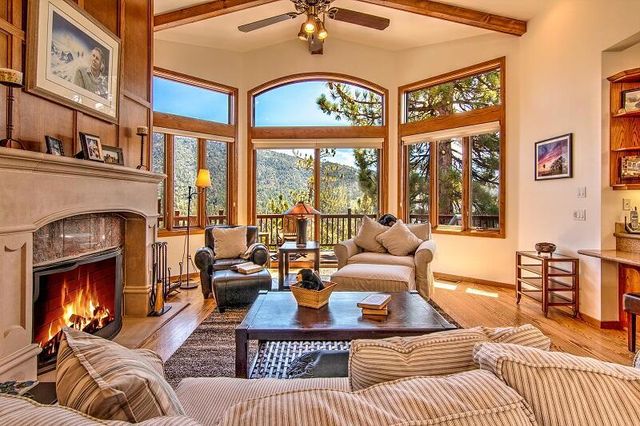 54560 Craghill Drive, Idyllwild, CA 92549