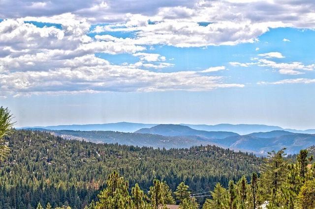 54560 Craghill Drive, Idyllwild, CA 92549