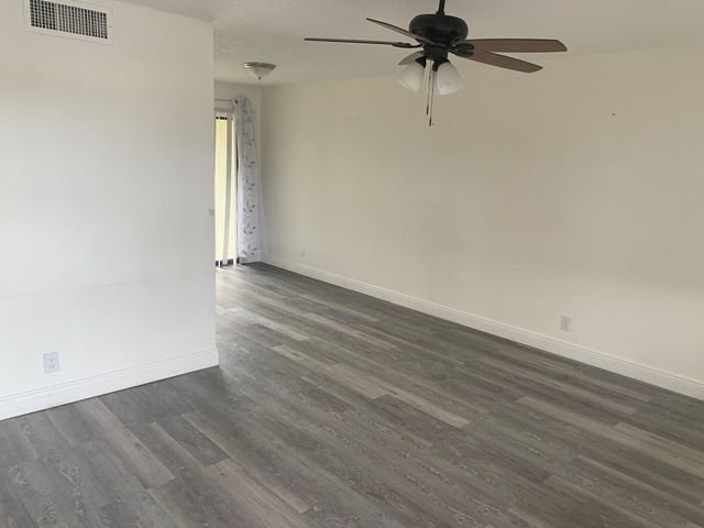 4688 Oak Terrace Drive, Greenacres, FL 33463