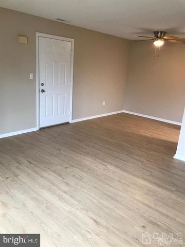 4811 RAVENS CREST DR, Plainsboro, NJ 08536
