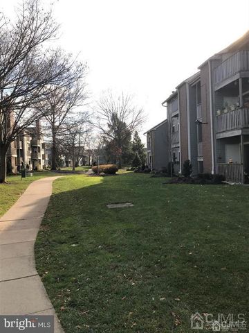 4811 RAVENS CREST DR, Plainsboro, NJ 08536
