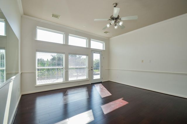 723 Overdell Drive, Sugar Land, TX 77479